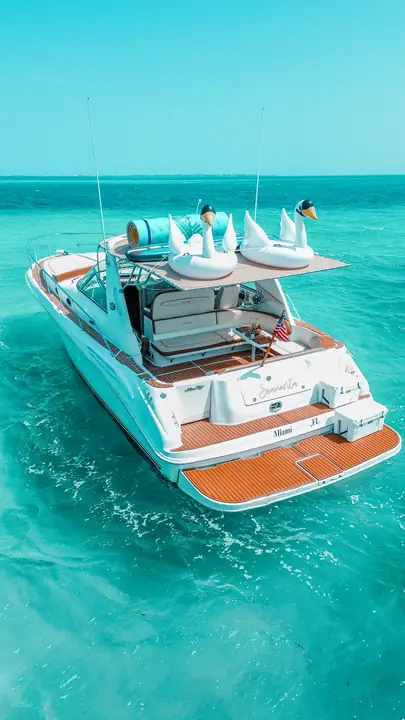 Señorita 43ft, foto 2